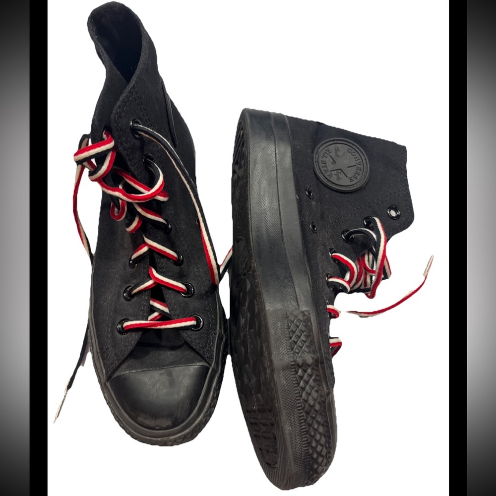 Converse All Black High Tops Red Black Laces Chuck Taylor All Star Men 5 Women 7